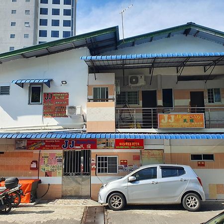 Oyo 90972 Jj Homestay ميري المظهر الخارجي الصورة
