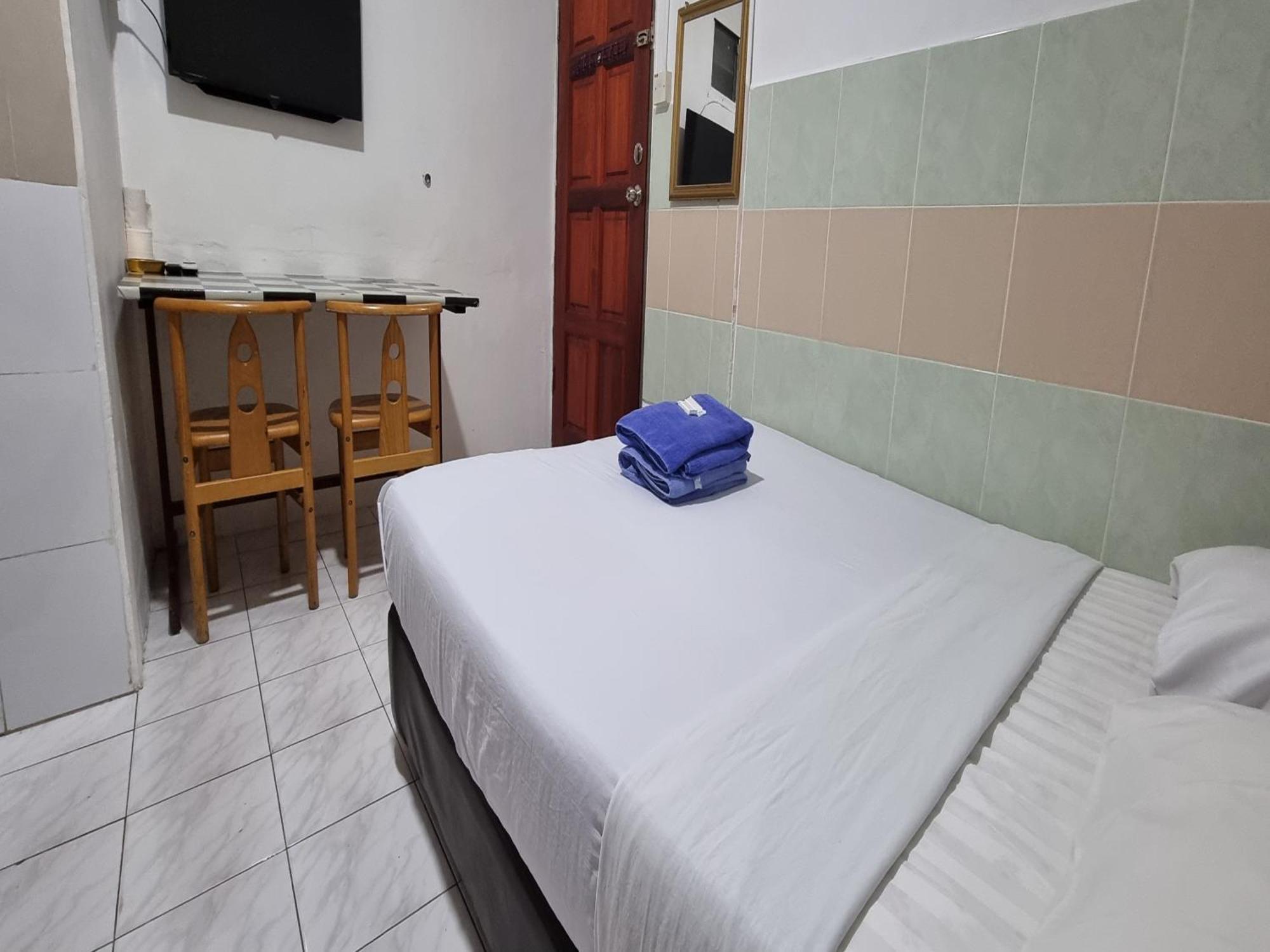 Oyo 90972 Jj Homestay ميري المظهر الخارجي الصورة