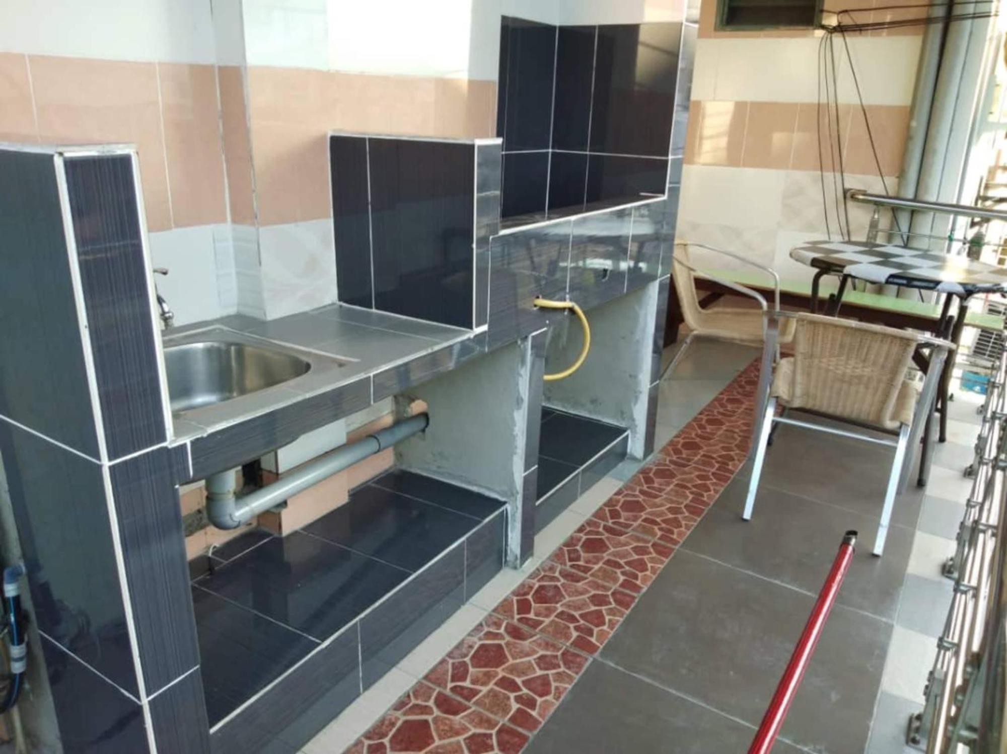 Oyo 90972 Jj Homestay ميري المظهر الخارجي الصورة