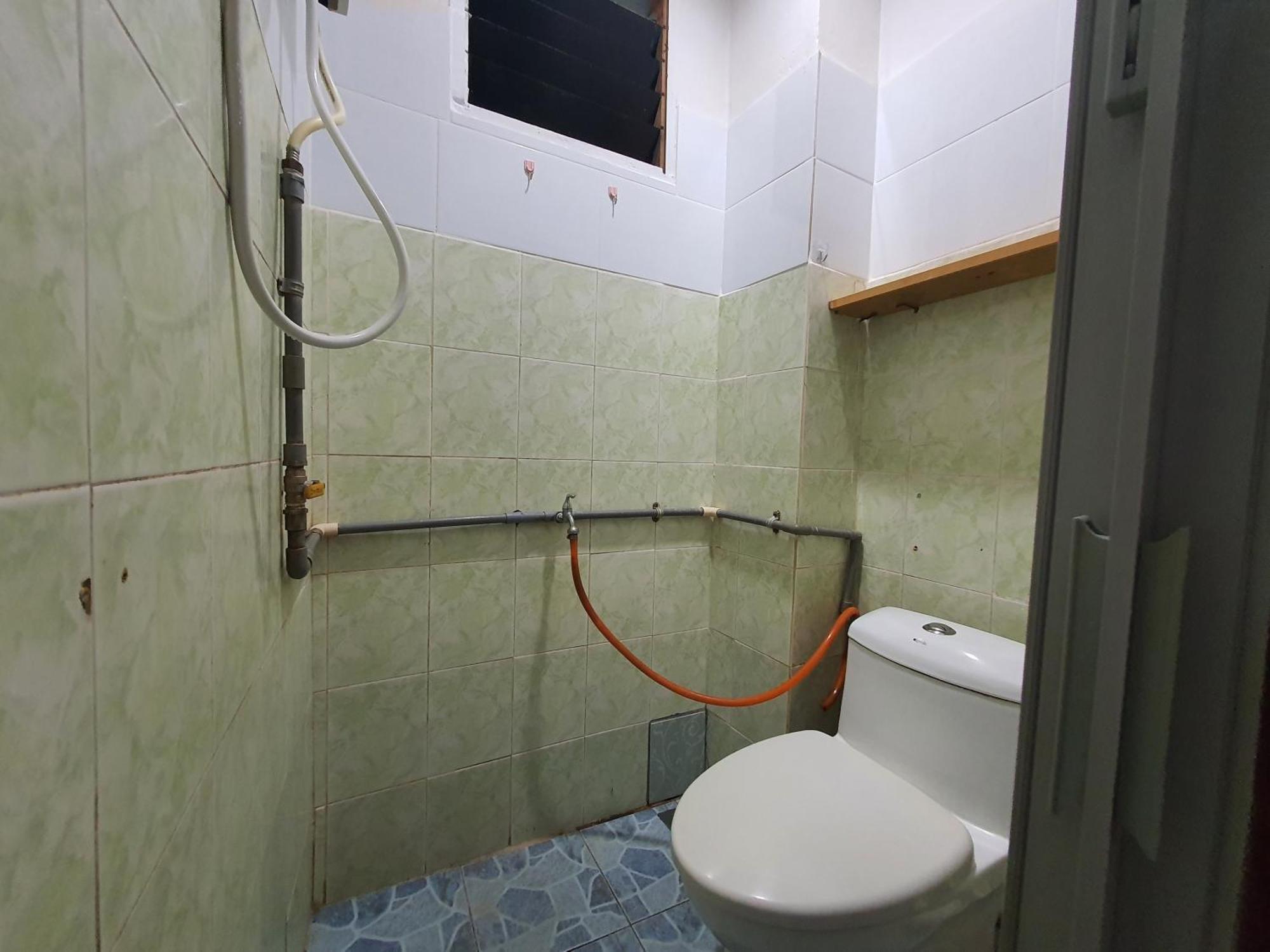 Oyo 90972 Jj Homestay ميري المظهر الخارجي الصورة